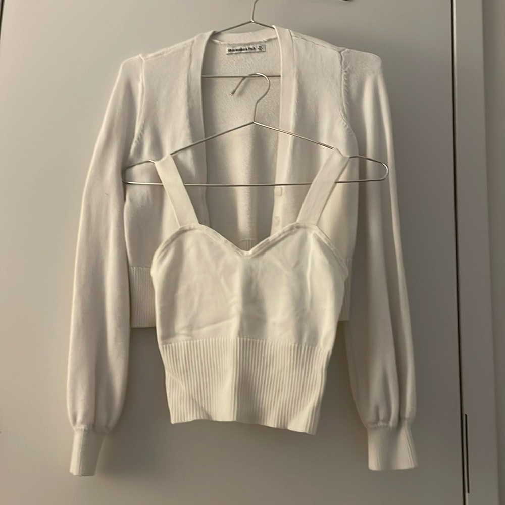 Abercrombie white sweater set